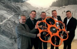 Drohne landet im DB-Museum